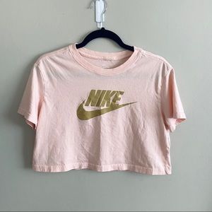 Nike Cropped Tee